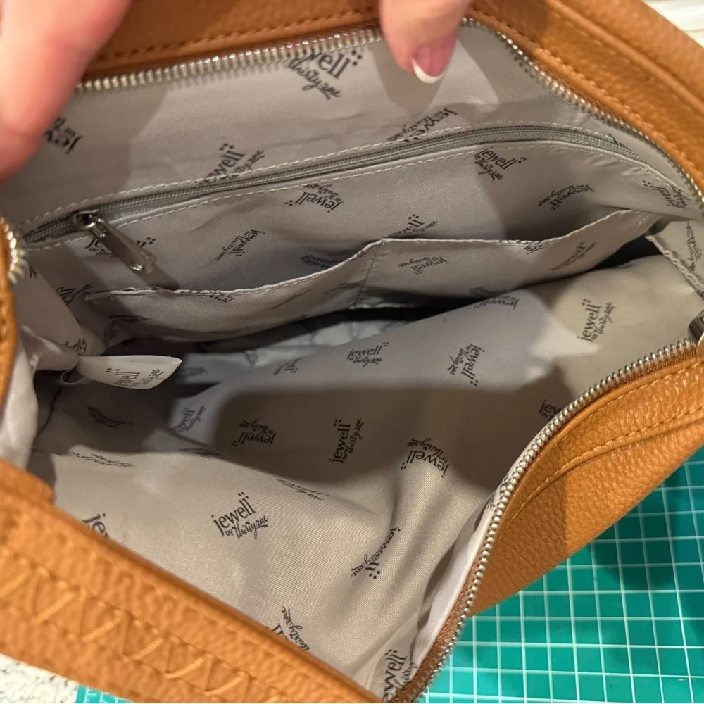 Hobo Bag • Warm Cognac Brown • Slouchy Shoulder Purse - Picture 5 of 5